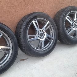 Wheel 17 5 Lugs Universal Like New 