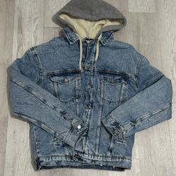 Men’s Denim Jacket Size (S)