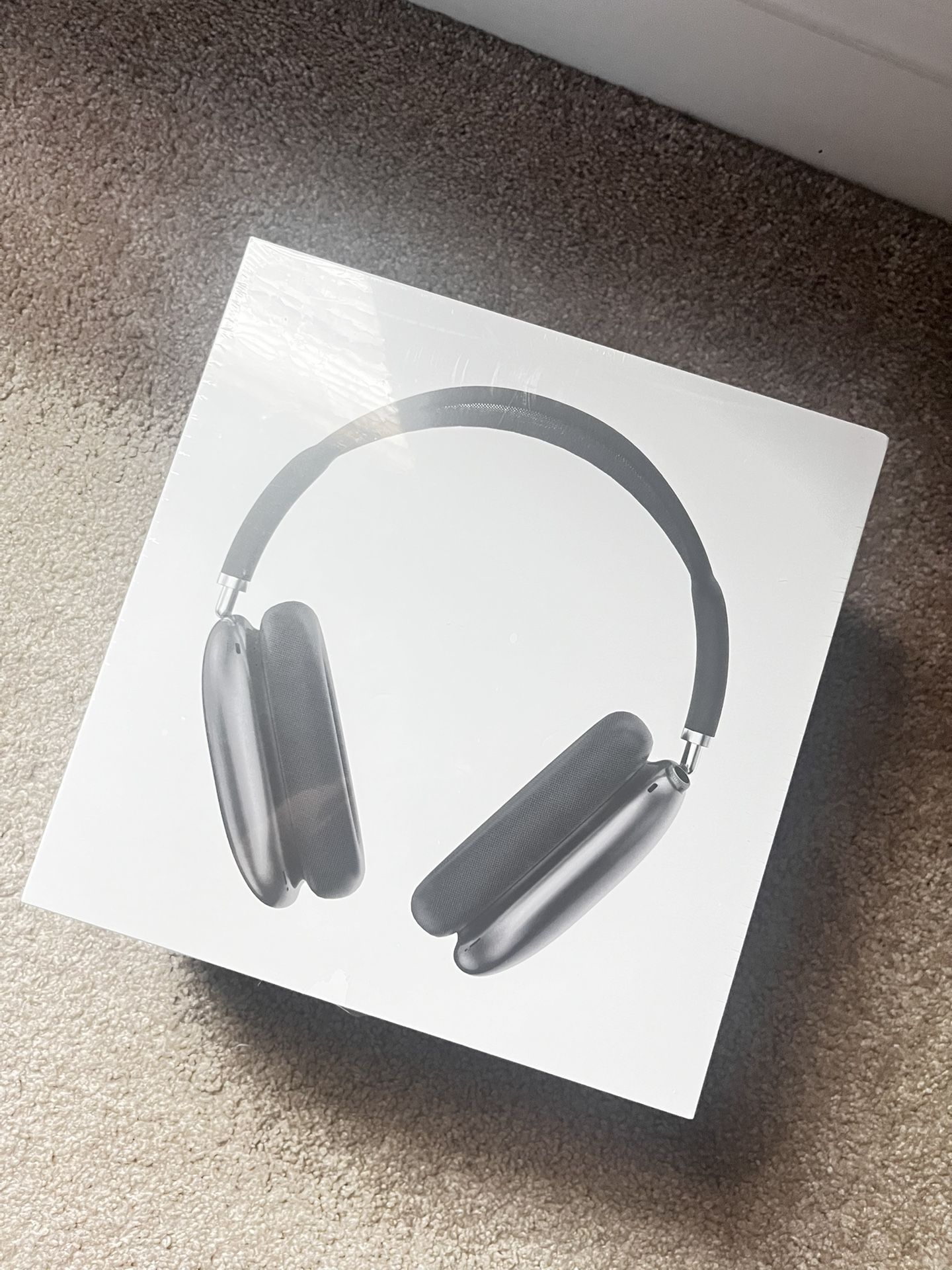 AirPod Maxes 3 Colors