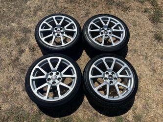 Staggered OEM Cadillac CTS-V Wheels 5x120