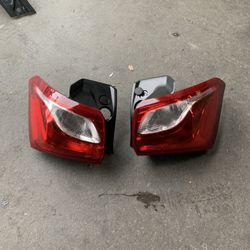 2018-2020 Chevy Equinox Left And Right Tail Lights