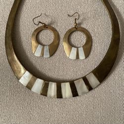 Vintage Choker Necklace and Earrings with Mother of Pearl
