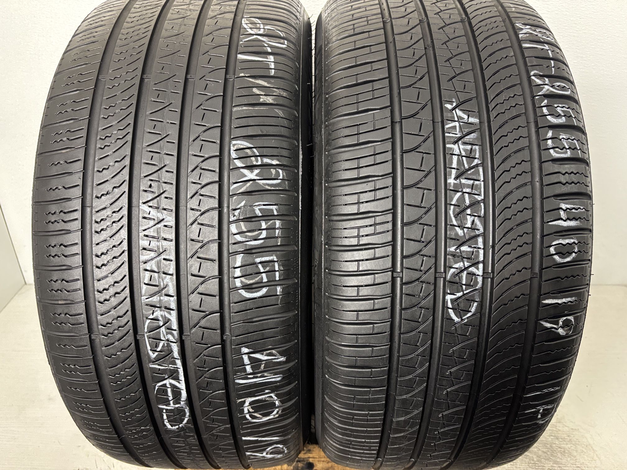 2 Tires 255 40 19 Pirelli P Zero As High Tread