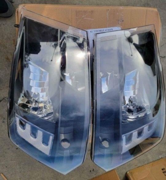 09-18 RAM HEADLIGHTS LUCES