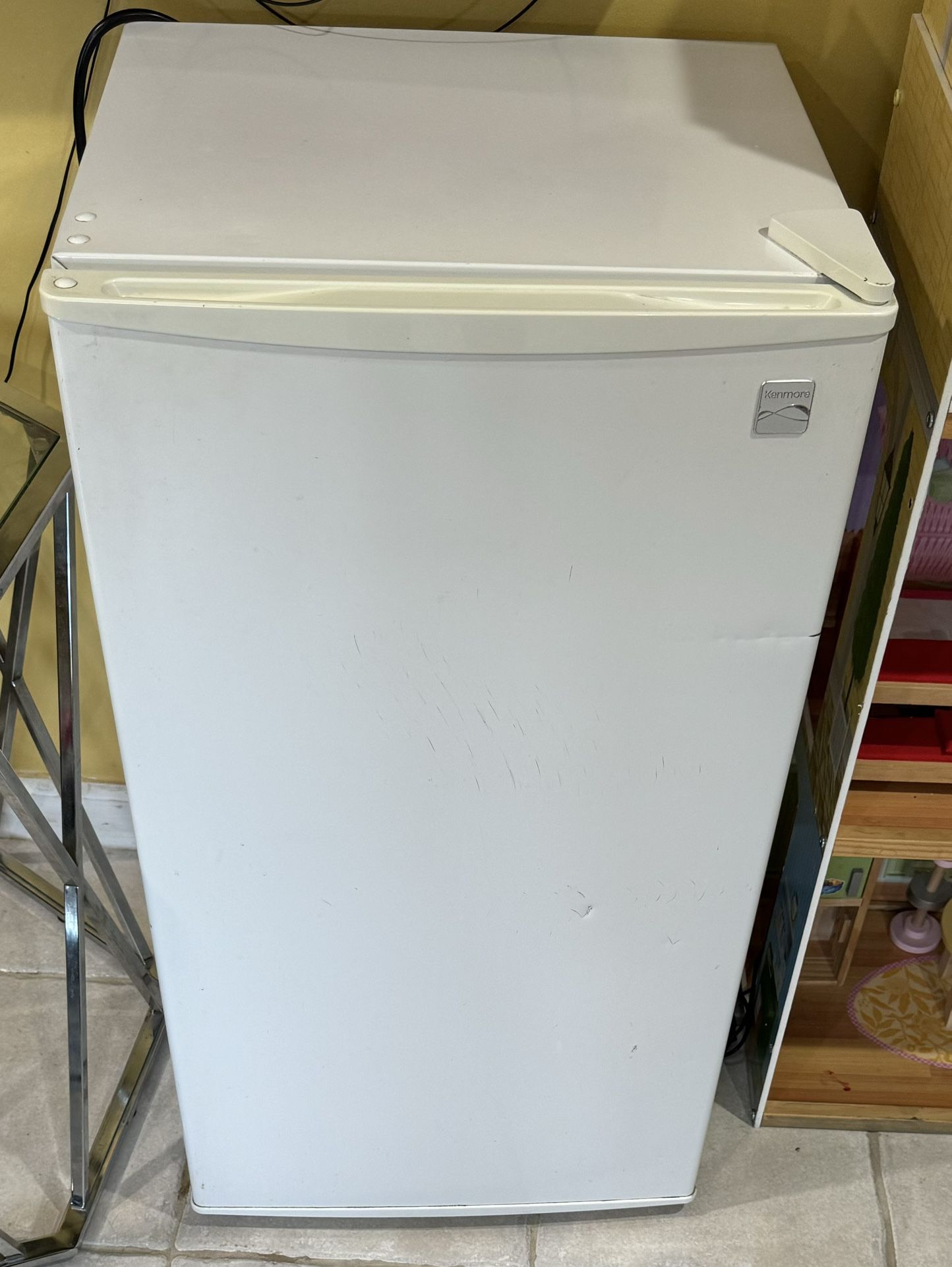 KENMORE Fridge with Freezer, Single Door Compact Refrigerator
