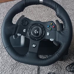 Logitech G920 Driving Wheel, Floor Pedals and Shifter