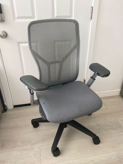 Ergonomic Steelcase Gesture Office Chair