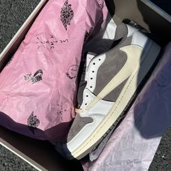 Jordan 1 Low Travis Reverse Scott Mocha 