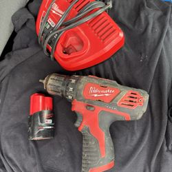 Milwaukee Drill Set $120 2 Battery’s  OBO