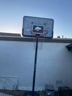 Basketball hoop