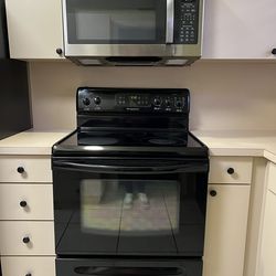 Frigidaire Black Stove/oven