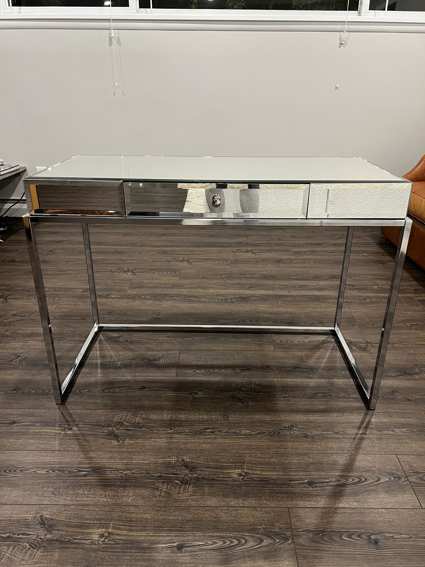 Beautiful Mirrored Desk For Sale - Perfect For Bedroom 