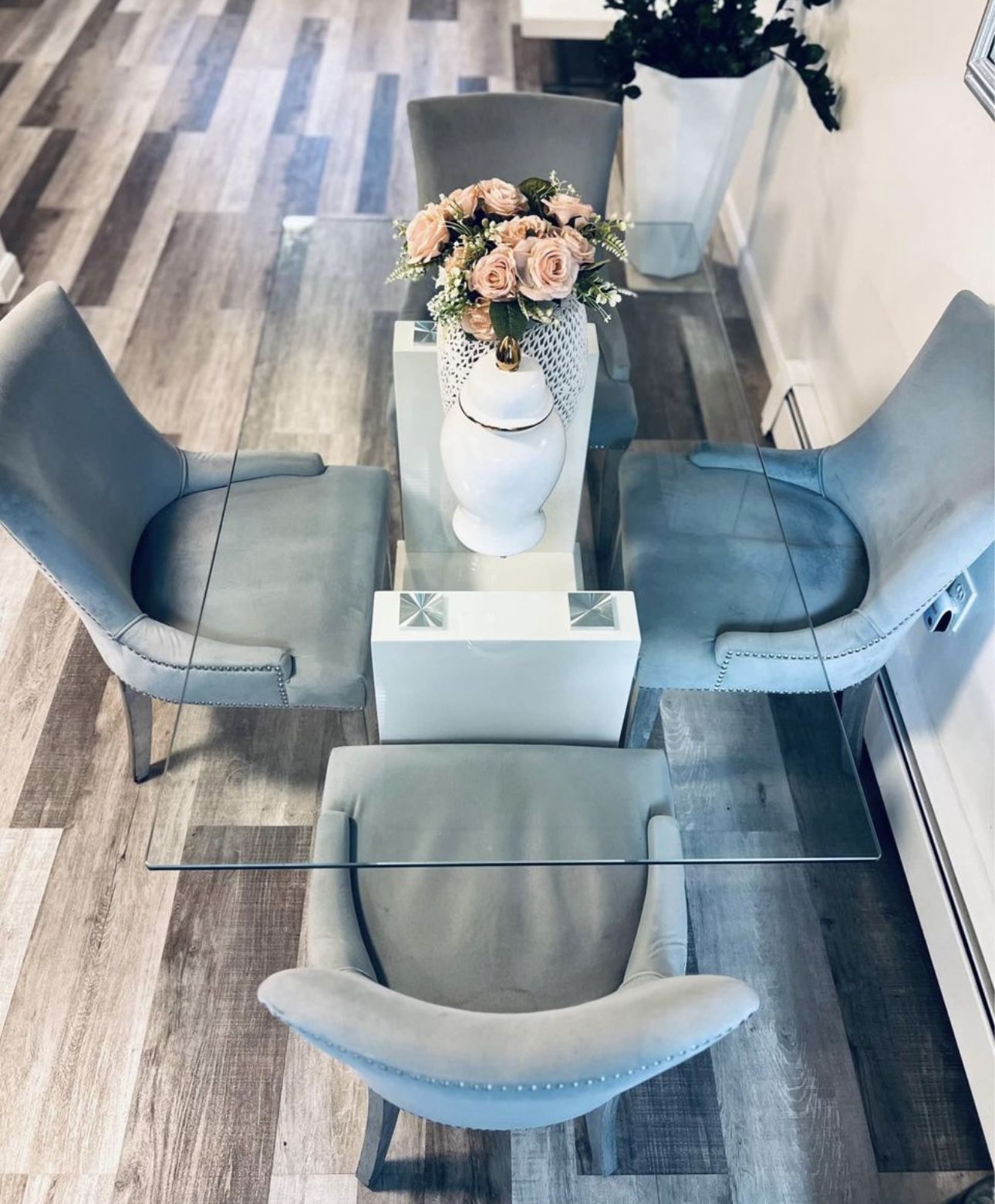 GLASS Dining TABLE w/ DESIGNER base 💫😍💛💛