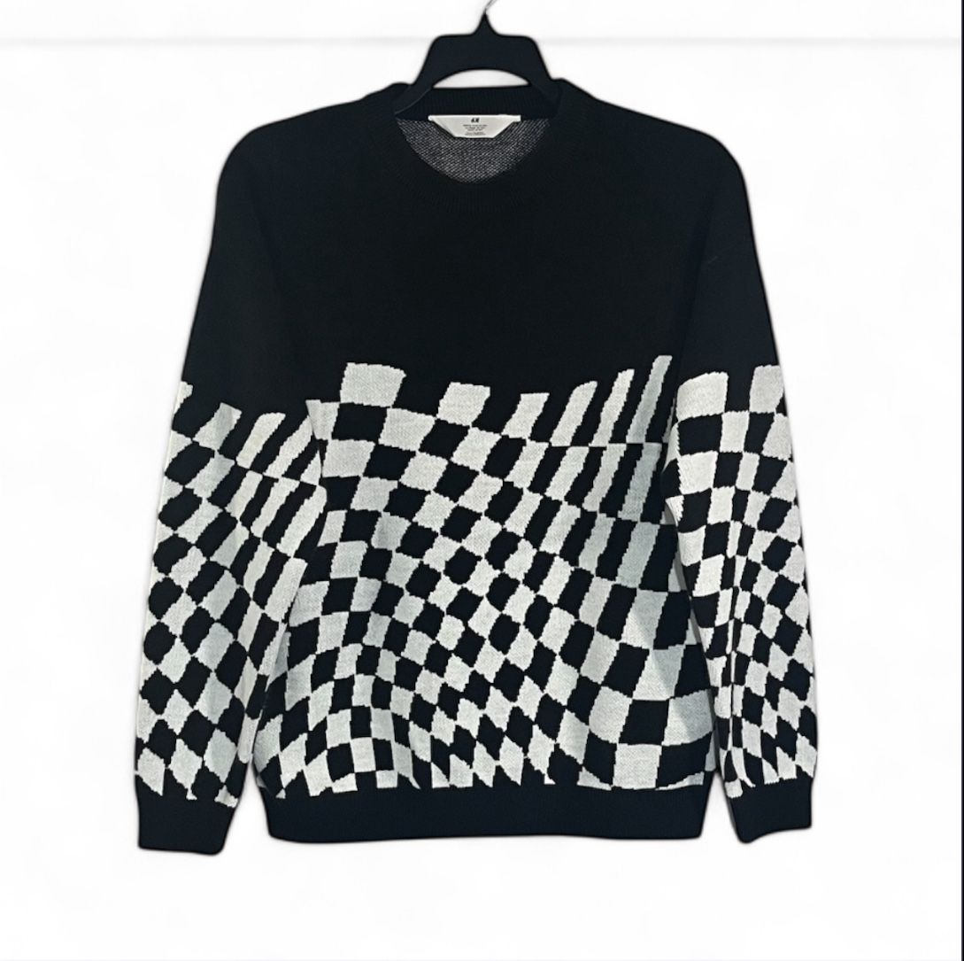 H&M Women's Black & White Checkered Sweater Size XL
