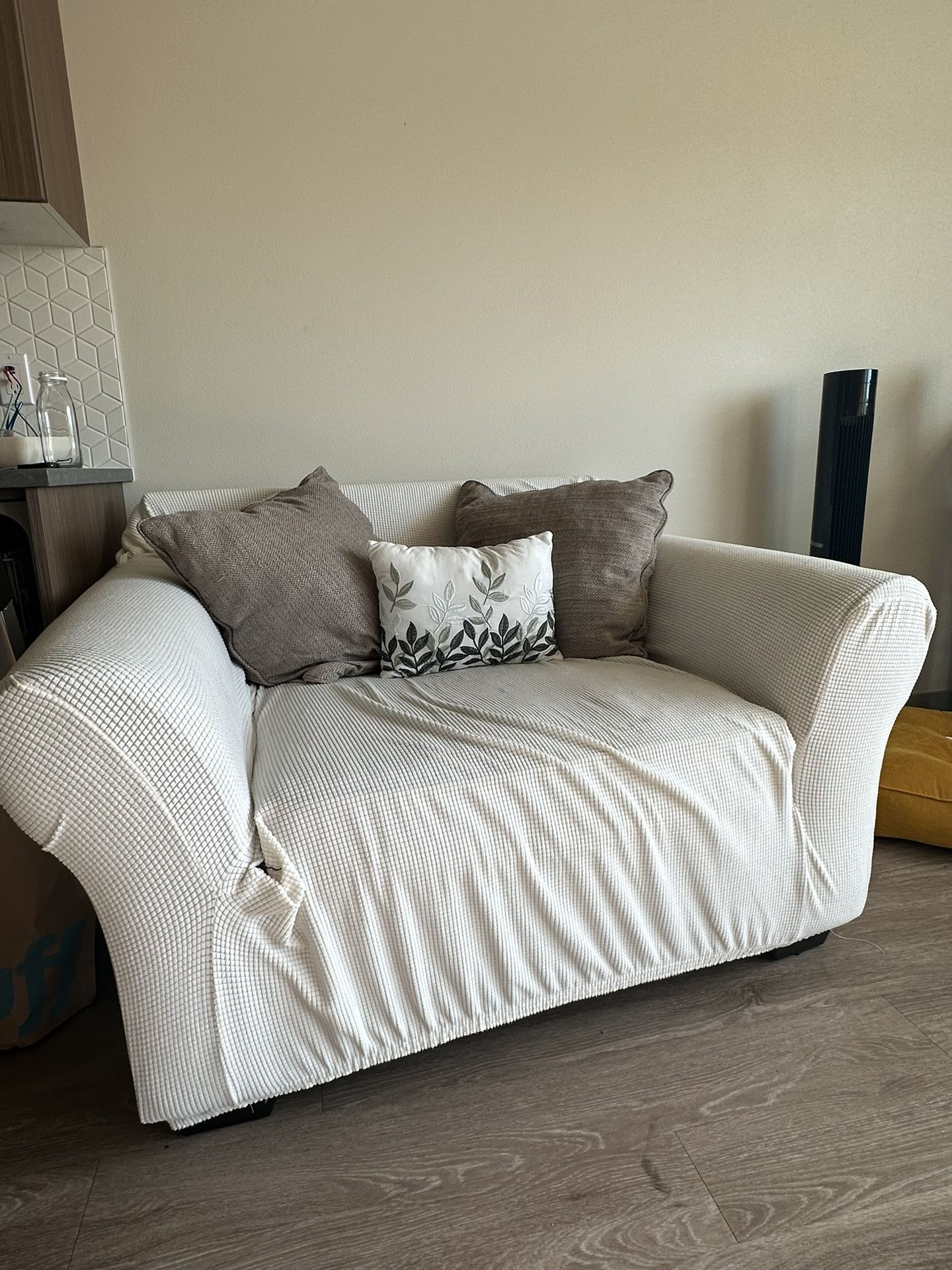 Oversized Chair 