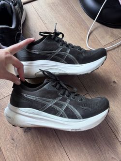 ASICS Kayano 31 Women 8.5