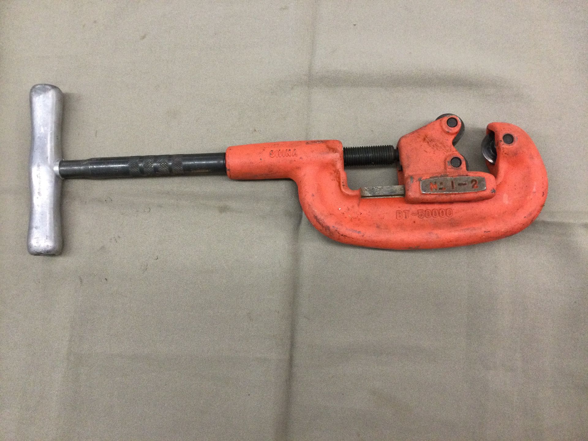 Berkeley Tool Heavy Duty Pipe Cutter 1/8” to 2” BT-50000 Plumbing Gas