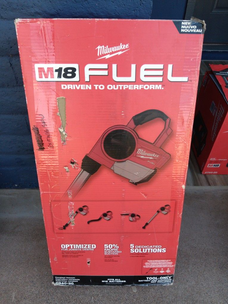 STICK VACUUM MILWAUKEE TOOL ONLY