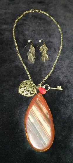 Necklace & Earrings set