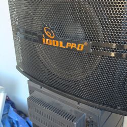 Idol Pro and Harbinger speaker