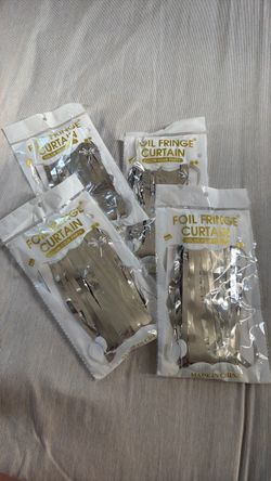 Silver fringe curtain