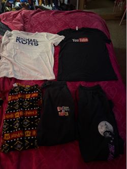 women’s pajamas small
