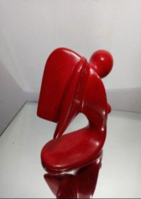 RED SOAPSTONE SCULPTURE 9"×6"