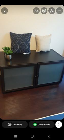 Stand     Fir Home Or Store 