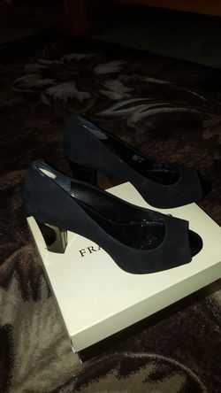 Dress shoes