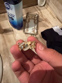 Cuban ring