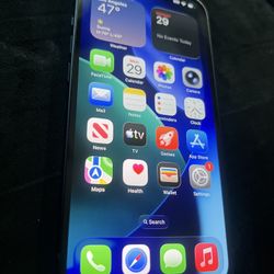 iPhone 13 / 256Gb / BOOST MOBILE