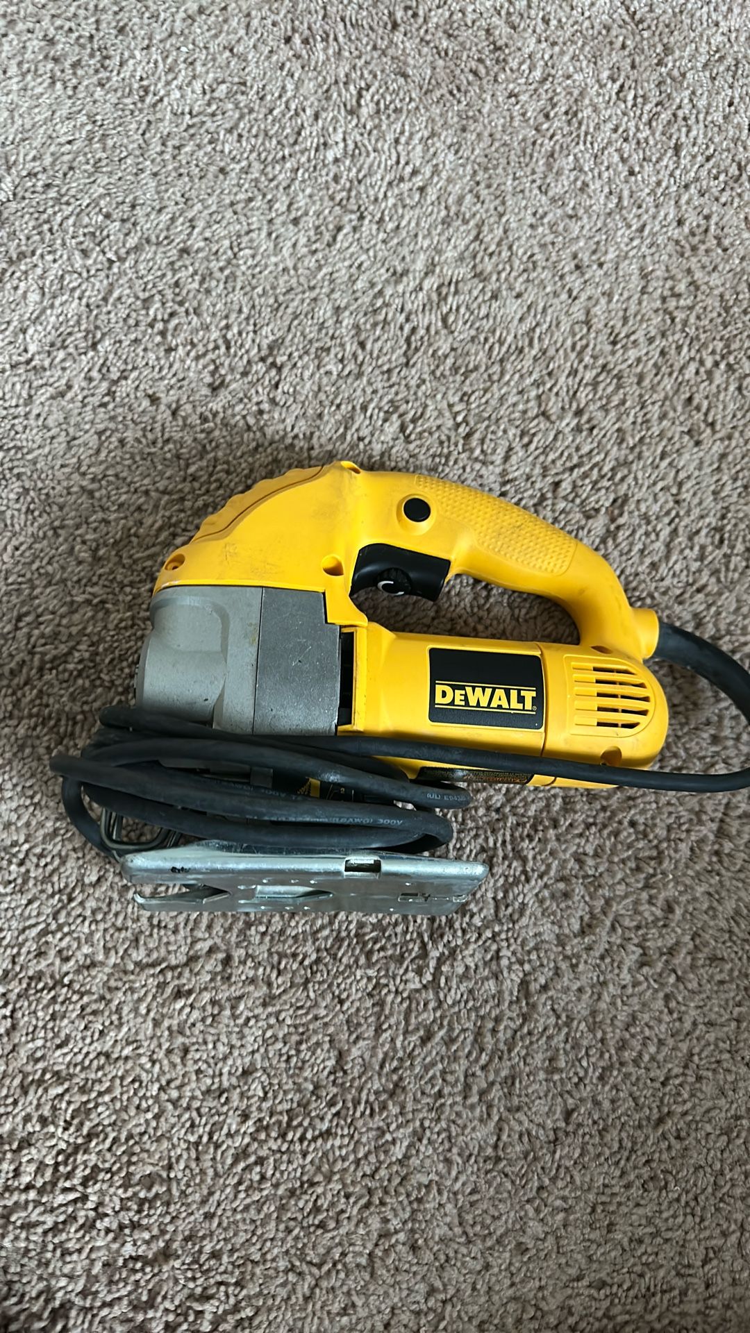 Dewalt DW317 Orbital Jig Saw