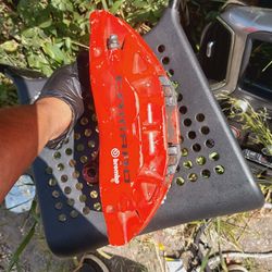 BREMBO 2019-2024 Chevrolet Camaro Red Front Brake Caliper