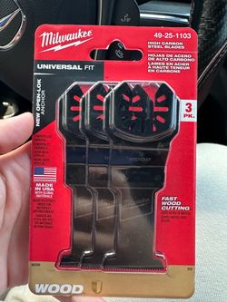 Milwaukee 1-3/8 in. High Carbon Steel Universal Fit Wood Cutting Multi-Tool Oscillating Blade (3-Pack)