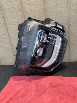 2020 2021 2022 HYUNDAI PALISADE RIGHT SIDE HEADLIGHT LED OEM USED 
