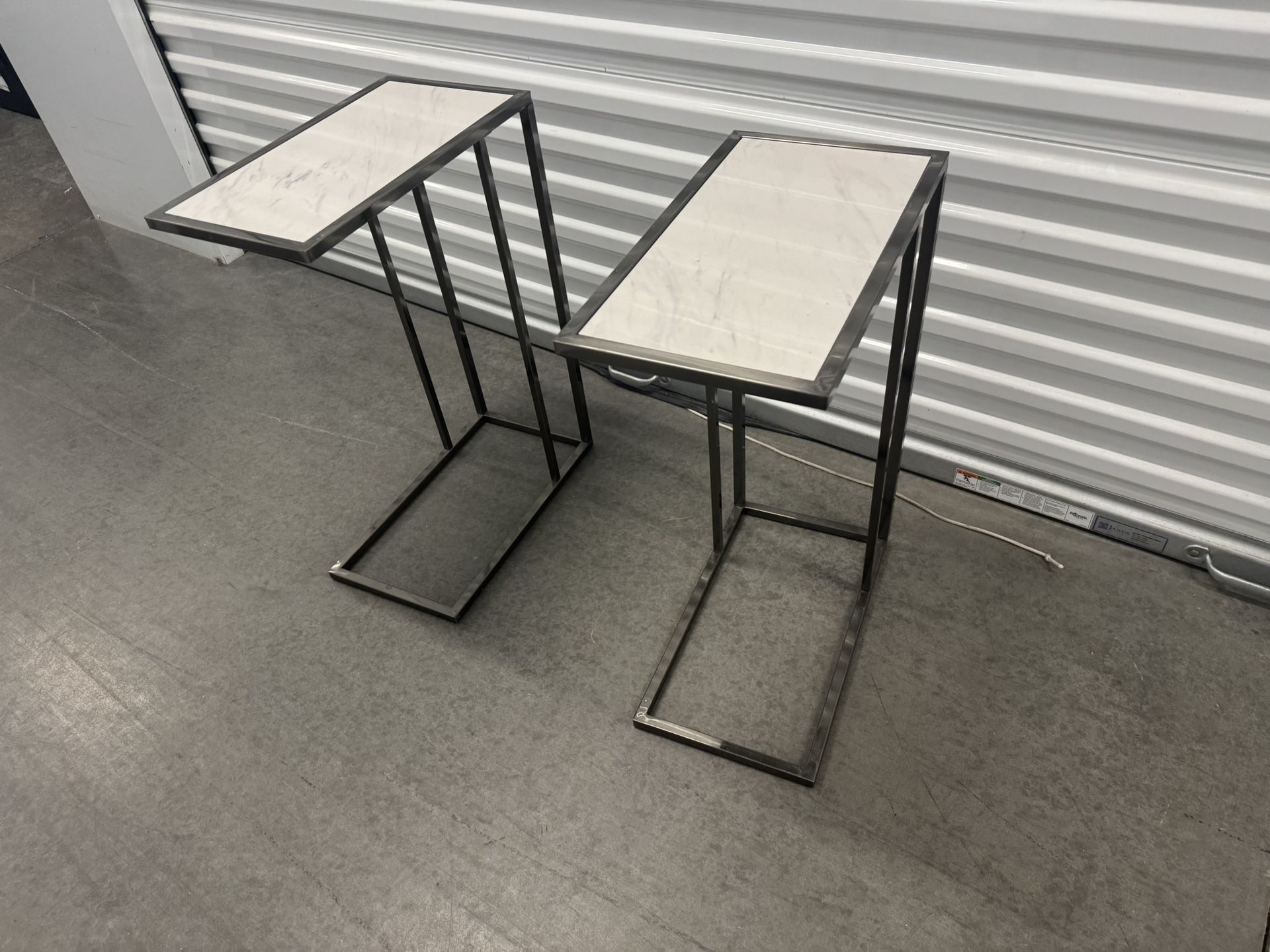 2 Side Tables