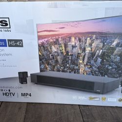 Hauss HS-42 Platinum Series 7.1 HD Home Theatre System. 2000 Watts /NEW