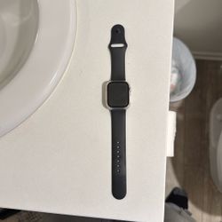 Apple Watch SE 2024