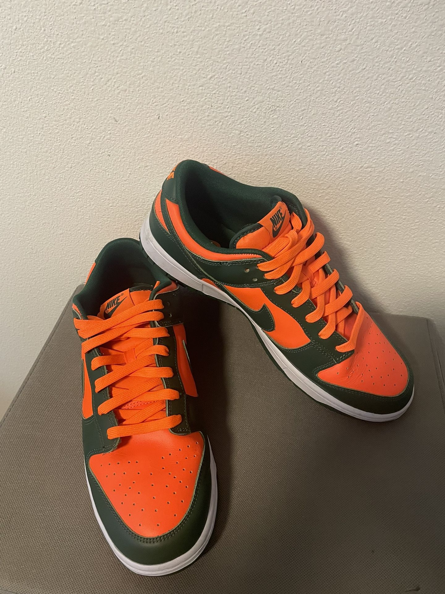Nike Dunk Low Miami Hurricanes