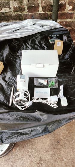 Brand new Wi-Fi security camera kit instruction manual $25