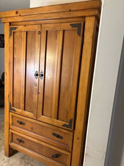 Premium 5-Pc Rustic Solid Wood Queen Bedroom Set - Canyon Furniture Co