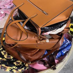 Women's leather bags, children's backpacks, briefcases, computer bags, wallets, belts, 1-10 US dollars, large quantity discounts