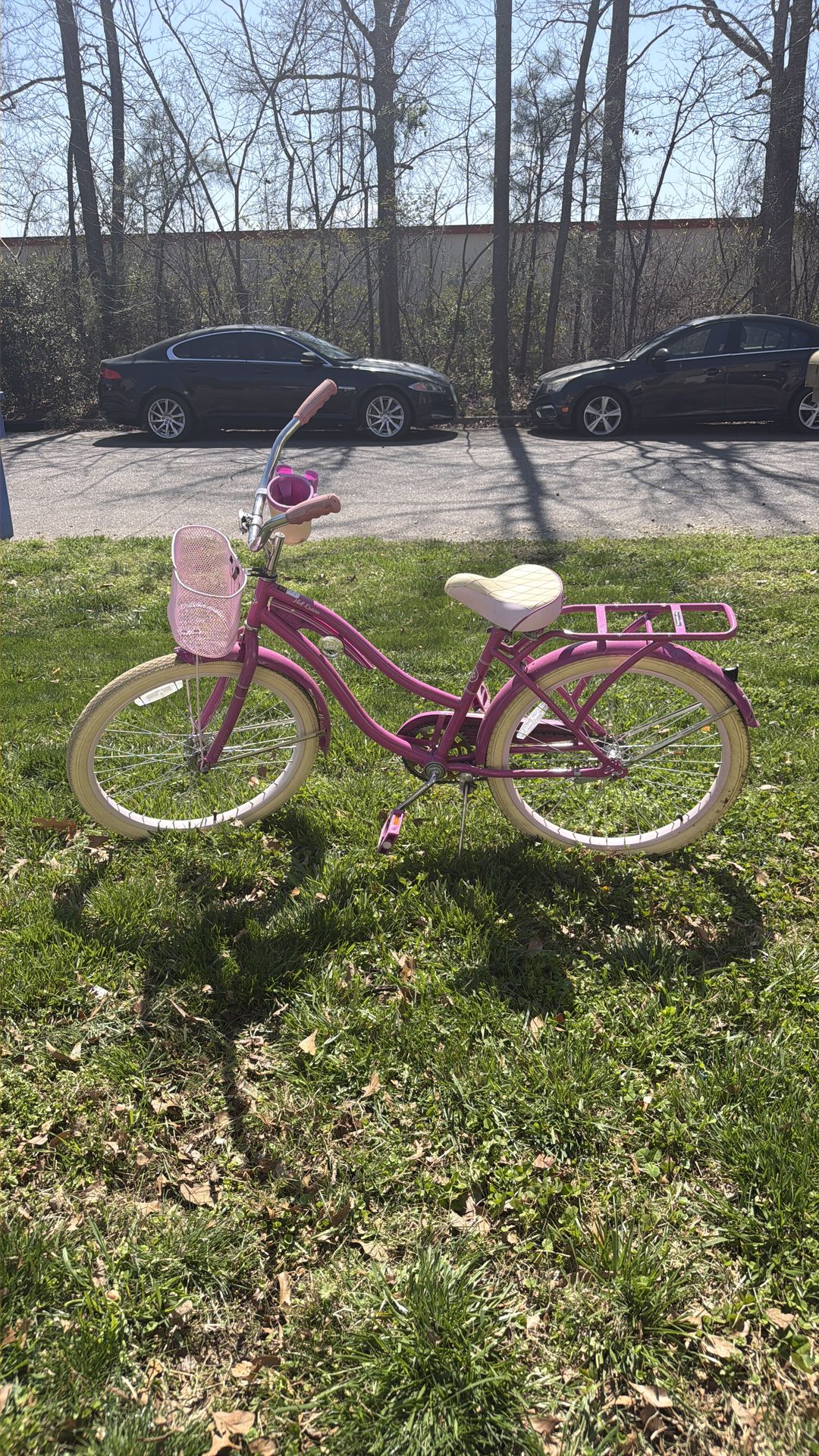 Vintage 24" Huffy Nel Lusso Girls Cruiser Bicycle
