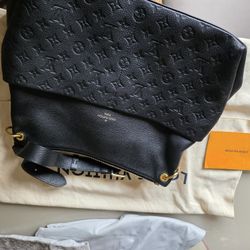 Louis Vuitton Purse 