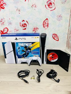 Sony Playstation 5 Slim - 1 TB , Bonus 1 Game NBA2k22 ( Used Very New )