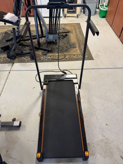Walking treadmill