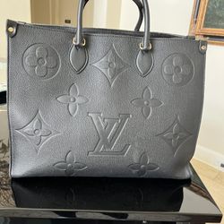 Onthego leather handbag Very good condition Black, Leather