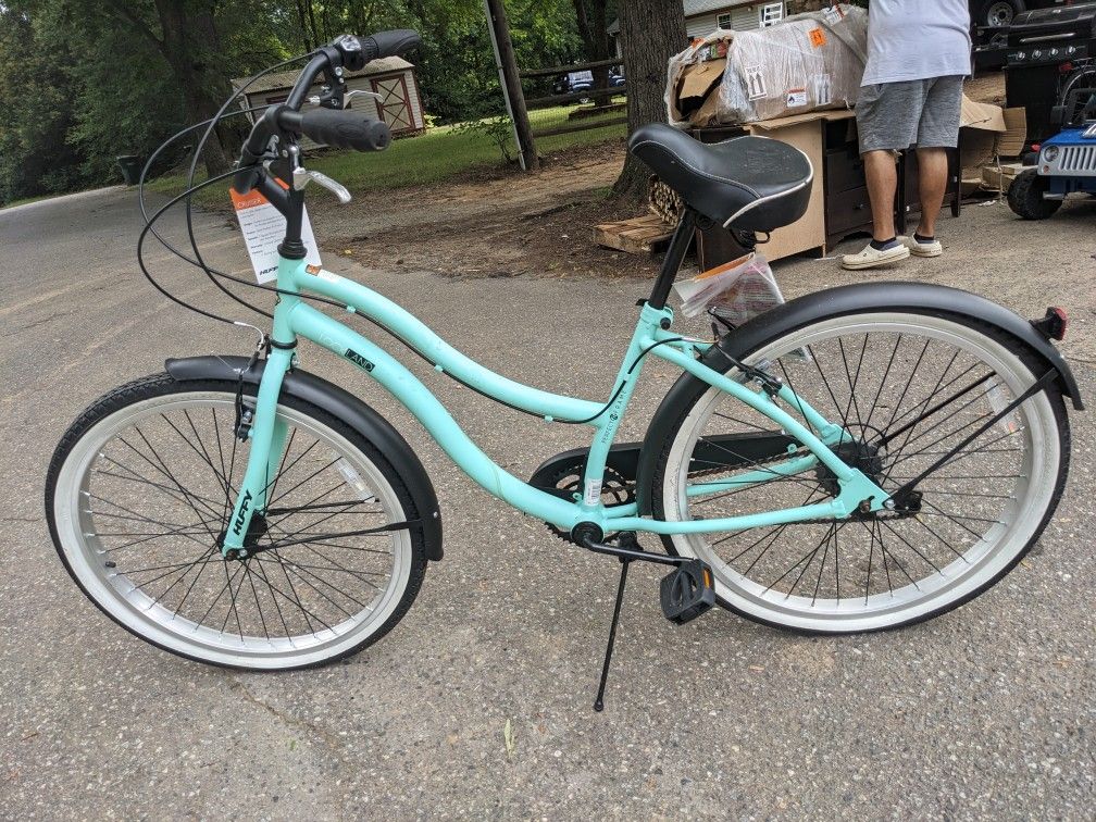 Brand New Huffy 26in Women's Bike With Gears