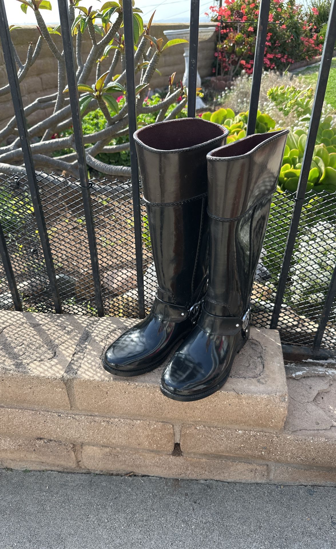 Michael Kors Rubber Boots Size 8 