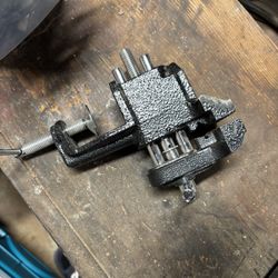 Free Small Bench Vise Needs Repair